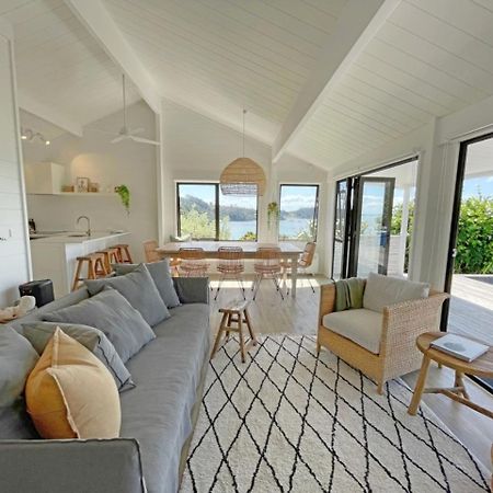 Seaview Estate - Stay Waiheke Onetangi Екстериор снимка